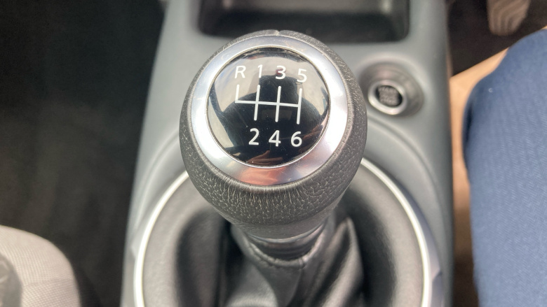 Nissan Juke 1.0 DiG-T 114 N-Connecta 5dr Petrol Hatchback